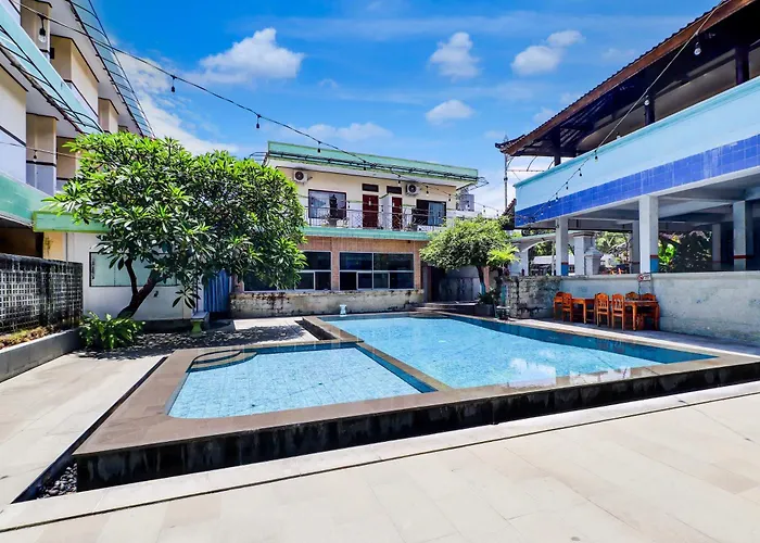 Townhouse Oak @lebak Bene Near Kuta 2*