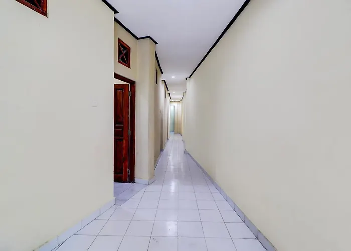 Townhouse Oak @lebak Bene Near Kuta Hotel Balian