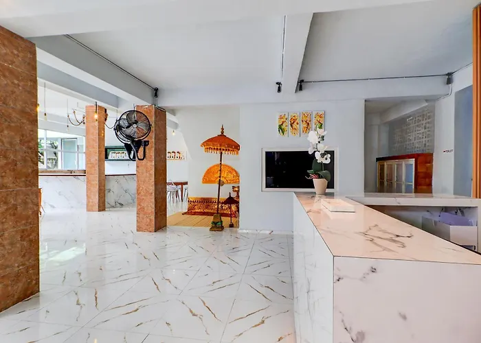 Townhouse Oak @lebak Bene Near Kuta