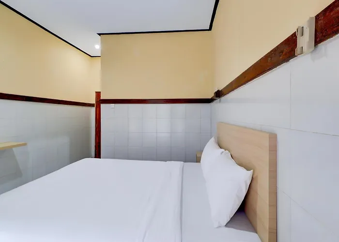 Townhouse Oak @lebak Bene Near Kuta Hotel Balian